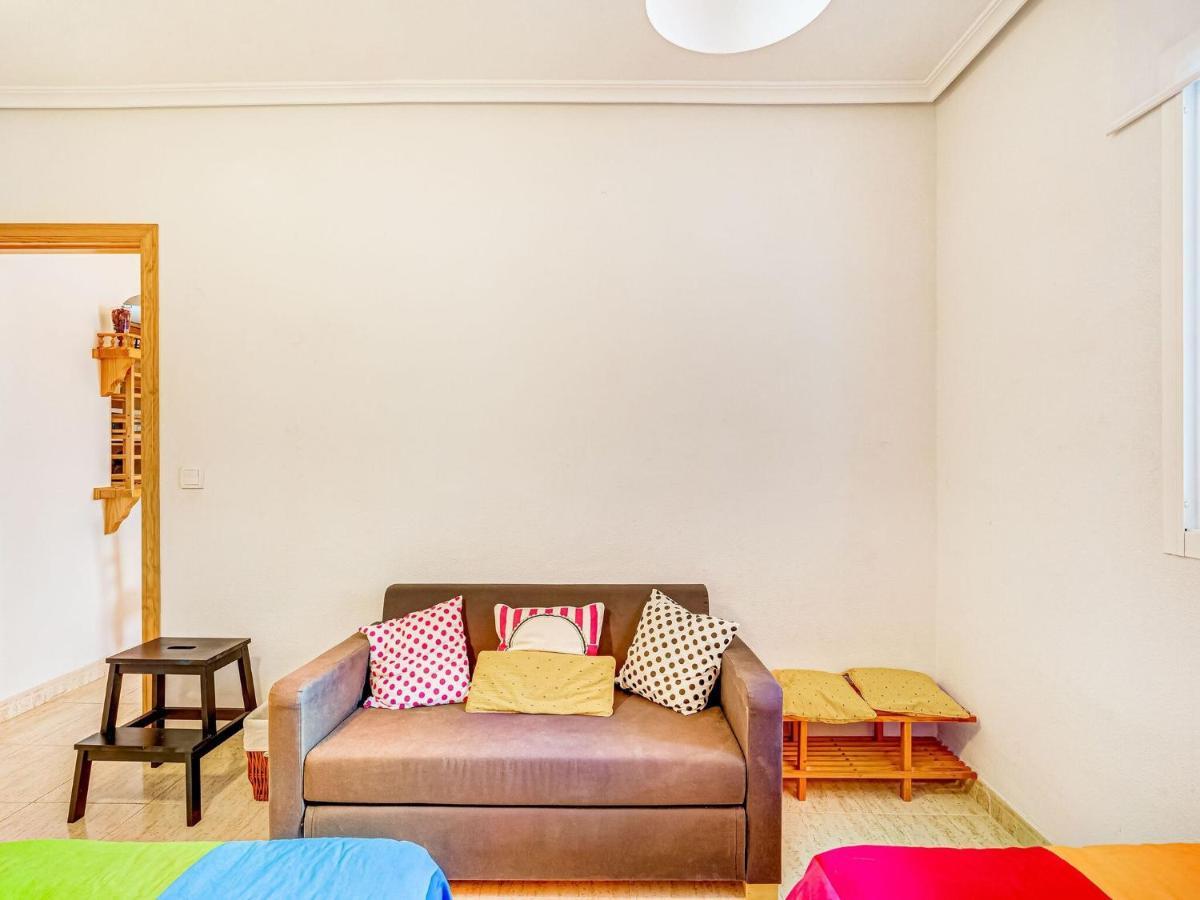 Belvilla By Oyo Lovely Bungalow With Swimming Pool أوريويلا المظهر الخارجي الصورة