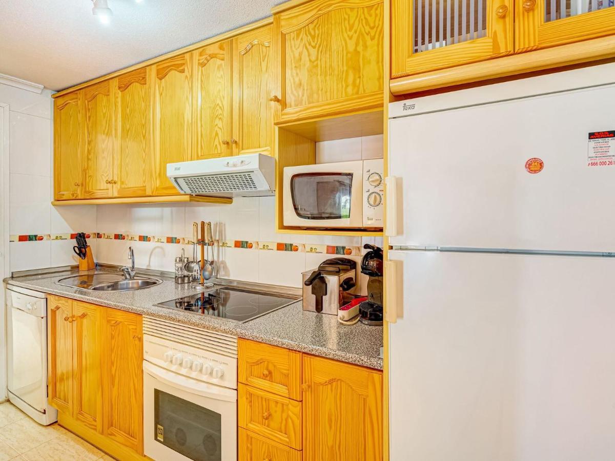 Belvilla By Oyo Lovely Bungalow With Swimming Pool أوريويلا المظهر الخارجي الصورة
